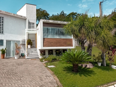 Casa em Itaipu, Niterói/RJ de 160m² 3 quartos à venda por R$ 519.000,00
