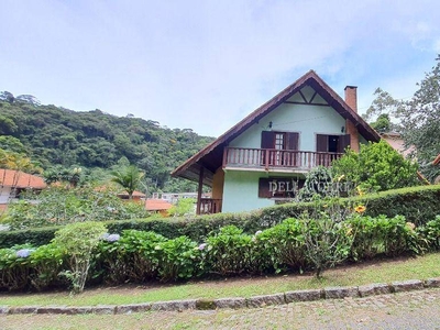 Casa em Parque do Ingá, Teresópolis/RJ de 183m² 3 quartos à venda por R$ 749.000,00