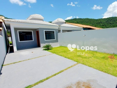 Casa em Praia de Itaipuaçu (Itaipuaçu), Maricá/RJ de 81m² 2 quartos à venda por R$ 419.000,00