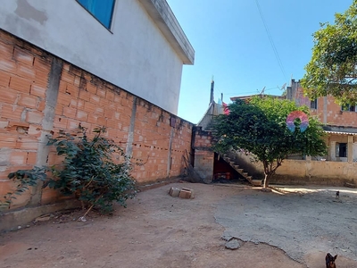 Casa em Xangri-Lá, Contagem/MG de 120m² 5 quartos à venda por R$ 318.000,00