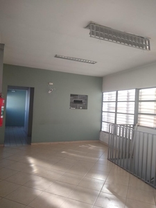 Sala em Centro, Cotia/SP de 100m² 1 quartos para locação R$ 3.000,00/mes