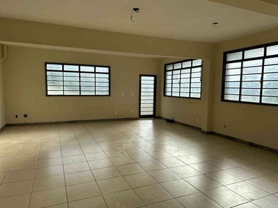 Sala para alugar no bairro João Pinheiro, 42m²