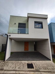 Sobrado em Vila Oliveira, Mogi das Cruzes/SP de 178m² 4 quartos à venda por R$ 854.000,00