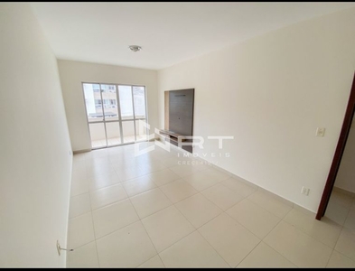 Apartamento no Bairro Vila Nova em Blumenau com 3 Dormitórios (1 suíte) e 80 m²