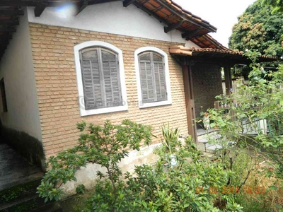 Casa com 3 quartos à venda no bairro Ipanema, 151m²