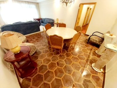 Apartamento em Gonzaga, Santos/SP de 185m² 3 quartos à venda por R$ 748.000,00