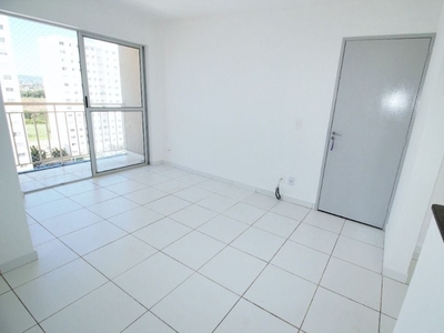 Apartamento em Parque Santa Cecília, Aparecida de Goiânia/GO de 65m² 3 quartos à venda por R$ 228.500,00