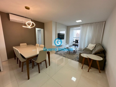 Apartamento em Zona 03, Maringá/PR de 101m² 3 quartos à venda por R$ 1.319.000,00