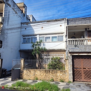 Casa em Centro, Campos dos Goytacazes/RJ de 141m² 4 quartos à venda por R$ 499.000,00