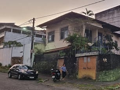 Casa em Duque de Caxias, Itabuna/BA de 300m² 3 quartos à venda por R$ 699.000,00 ou para locação R$ 4.000,00/mes