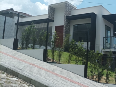 Casa em Floresta, Joinville/SC de 130m² 3 quartos à venda por R$ 789.000,00