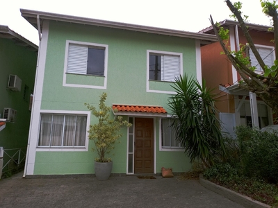 Casa em Granja Viana, Cotia/SP de 120m² 3 quartos à venda por R$ 779.000,00 ou para locação R$ 3.200,00/mes