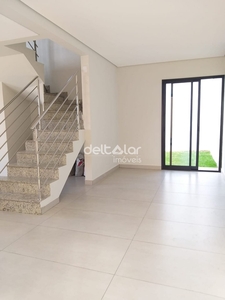 Casa em Planalto, Belo Horizonte/MG de 110m² 3 quartos à venda por R$ 669.000,00