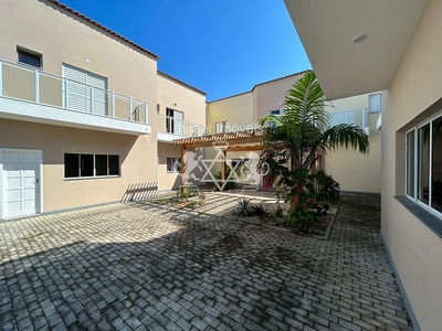 Casa em Pontal de Santa Marina, Caraguatatuba/SP de 141m² 3 quartos à venda por R$ 498.000,00