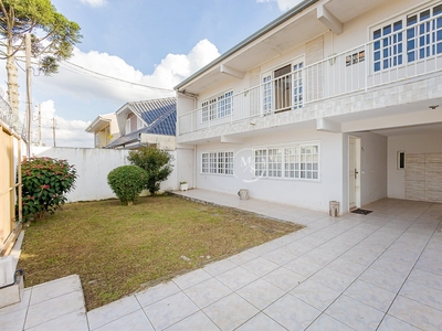 Casa em São Braz, Curitiba/PR de 240m² 4 quartos à venda por R$ 1.099.000,00