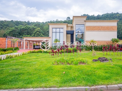 Casa em Tamboré, Barueri/SP de 3000m² 4 quartos à venda por R$ 24.999.000,00