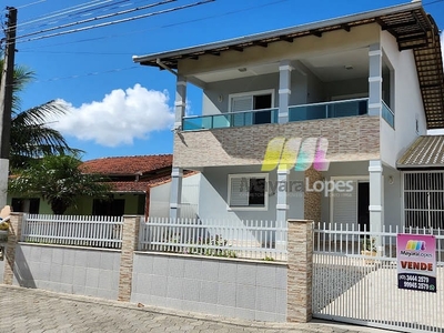 Casa em Ubatuba, São Francisco Do Sul/SC de 240m² 4 quartos à venda por R$ 949.000,00