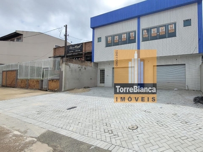 Sala em Uvaranas, Ponta Grossa/PR de 190m² para locação R$ 6.500,00/mes