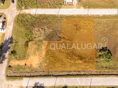 Terreno em Acesso Sul, Laguna/SC de 375m² à venda por R$ 848.000,00