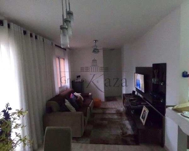 Apartamento 2 dormitórios com Sacada Jd Sul