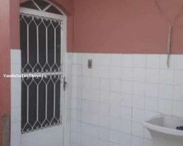 Casa para Venda em Rio de Janeiro, Campo Grande, 2 dormitórios, 1 banheiro, 2 vagas