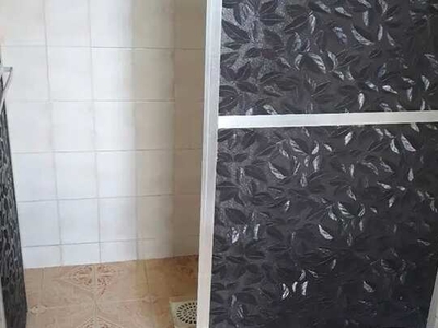 Aluga-se casa duplex em vila com 4 casas independentes no Bairro São Jorge