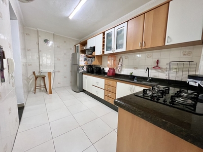 Apartamento em Vila Tupi, Praia Grande/SP de 61m² 1 quartos à venda por R$ 259.000,00