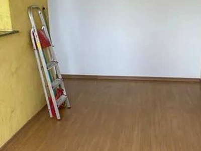 Apartamento em Colégio