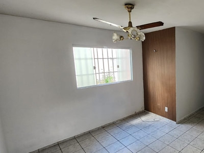 Apartamento em Saci, Teresina/PI de 76m² 3 quartos à venda por R$ 169.900,00 ou para locação R$ 740,00/mes