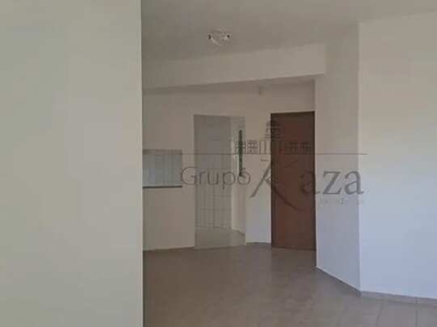 Apartamento para aluguel com 83 metros quadrados com 3 quartos