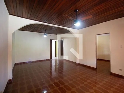 Casa à Venda - Vila Jacuí, 3 Quartos, 100 m2