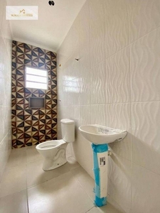 Casa com 2 Quartos e 1 banheiro à Venda, 70 m² por R$ 300.000