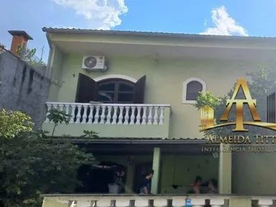 Casa com 3 dormitórios à venda, 240 m² por R$ 477.000,00 - Vila Lourdes - Carapicuíba/SP