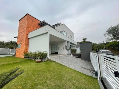 Casa com 3 dormitórios à venda, 330 m² por R$ 1.380.000,00 - Salto do Norte - Blumenau/SC