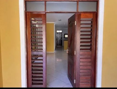 Casa com 3 dormitórios à venda, 98 m² por R$ 350.000,00 - Lagoa Redonda - Fortaleza/CE