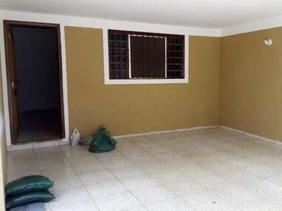 Casa com 3 dormitórios para alugar, 126 m² por R$ 2.368,73/mês - Dois Córregos - Piracicab