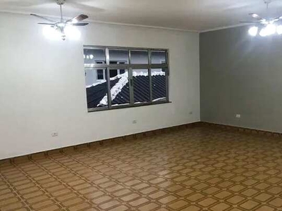 Casa com 3 dormitórios para alugar, 180 m² por R$ 3.100,00/mês - Marapé - Santos/SP