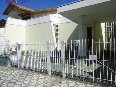 Casa com 3 dormitórios para alugar, 250 m² por R$ 2.816,74/mês - Vila Jaboticabeira - Taub