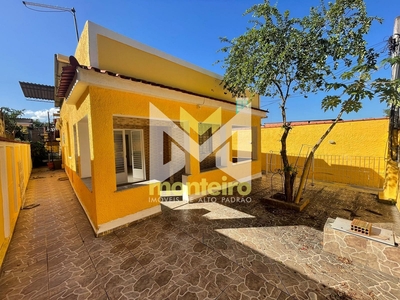 Casa em Campo Grande, Rio de Janeiro/RJ de 360m² 5 quartos à venda por R$ 439.000,00