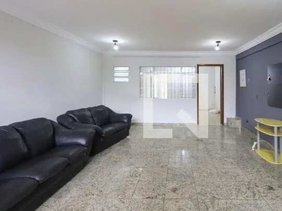 Casa para Aluguel - Água Fria, 1 Quarto, 80 m2