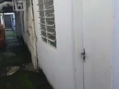 Casa para aluguel com 200 na Madalena