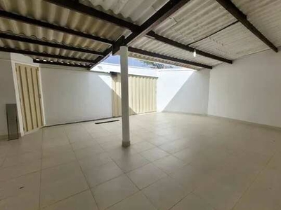 Casa para aluguel tem 140 m2 com 03 quartos no Bairro Granada - Uberlândia - MG