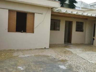 Casa terrea lateral- disponivel para locação no bairro vila são pedro