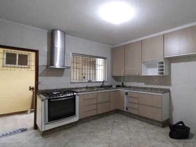 Sobrado com 3 dormitórios para alugar, 151 m² por R$ 2.972,50/mês - Vila Francisco Mataraz