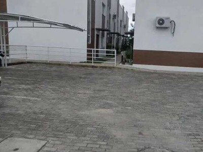 Vende-se Duplex em Condomínio Fechado no bairro Nova Parnamirim!