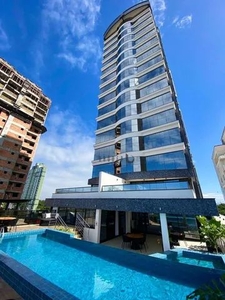 Viva com exclusividade em um apartamento de frente para o mar em Balneário Piçarras!