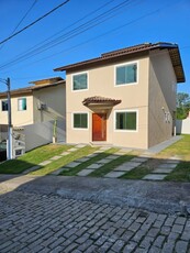 Casa em Granja dos Cavaleiros, Macaé/RJ de 135m² 3 quartos à venda por R$ 680.000,00 ou para locação R$ 3.200,00/mes