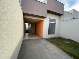 Casa em Setor dos Bandeirantes, Aparecida de Goiânia/GO de 108m² 3 quartos à venda por R$ 284.000,00