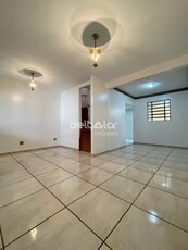Casa em Vila Cloris, Belo Horizonte/MG de 180m² 3 quartos para locação R$ 3.600,00/mes