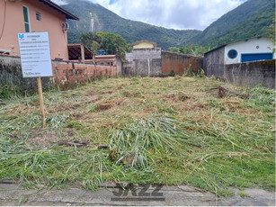 Terreno em Centro, Caraguatatuba/SP de 402m² à venda por R$ 423.000,00